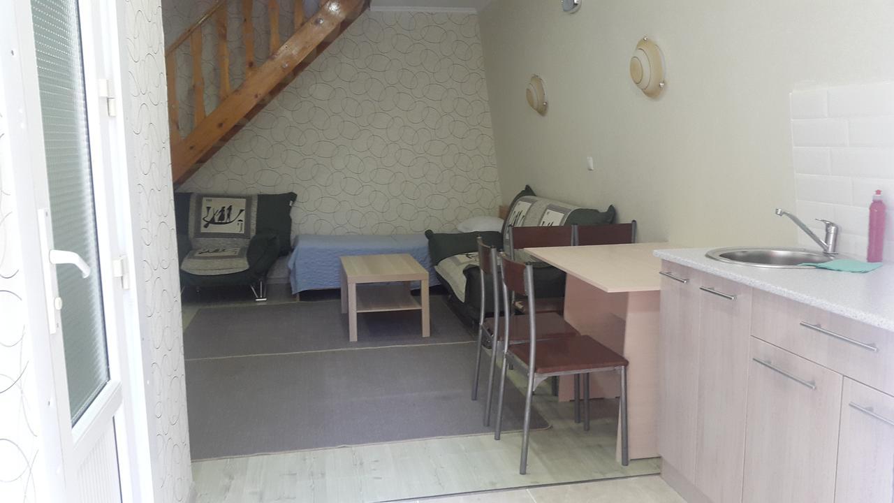 Отель Мармелад Иссык-Куль Bosteri Ngoại thất bức ảnh